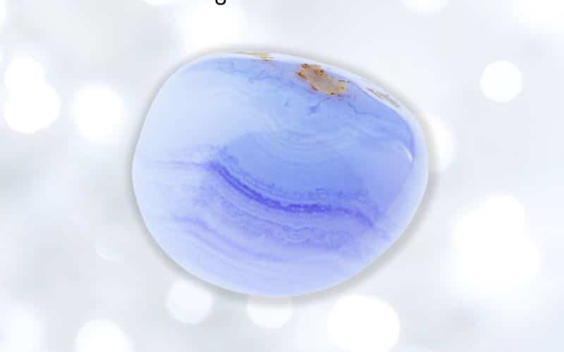 บลูเลซอาเกต Blue Lace Agate แรงบันดาลใจสู่การสื่อสารอย่างสร้างสรรค์